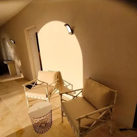 Reve De Panda Avec Sauna Et Jacuzzi Privatif Appartamento Abrest