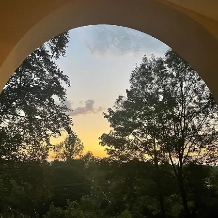 Reve De Panda Avec Sauna Et Jacuzzi Privatif Апартаменты Abrest