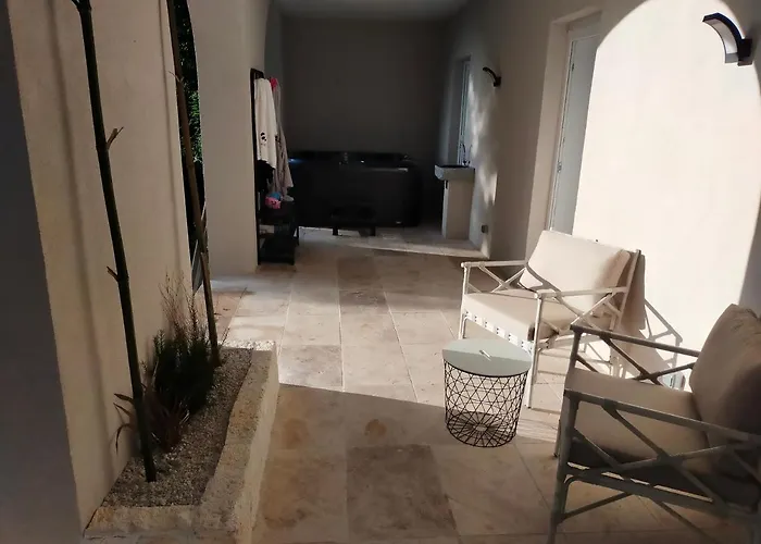 Apartment Reve De Panda Avec Sauna Et Jacuzzi Privatif *